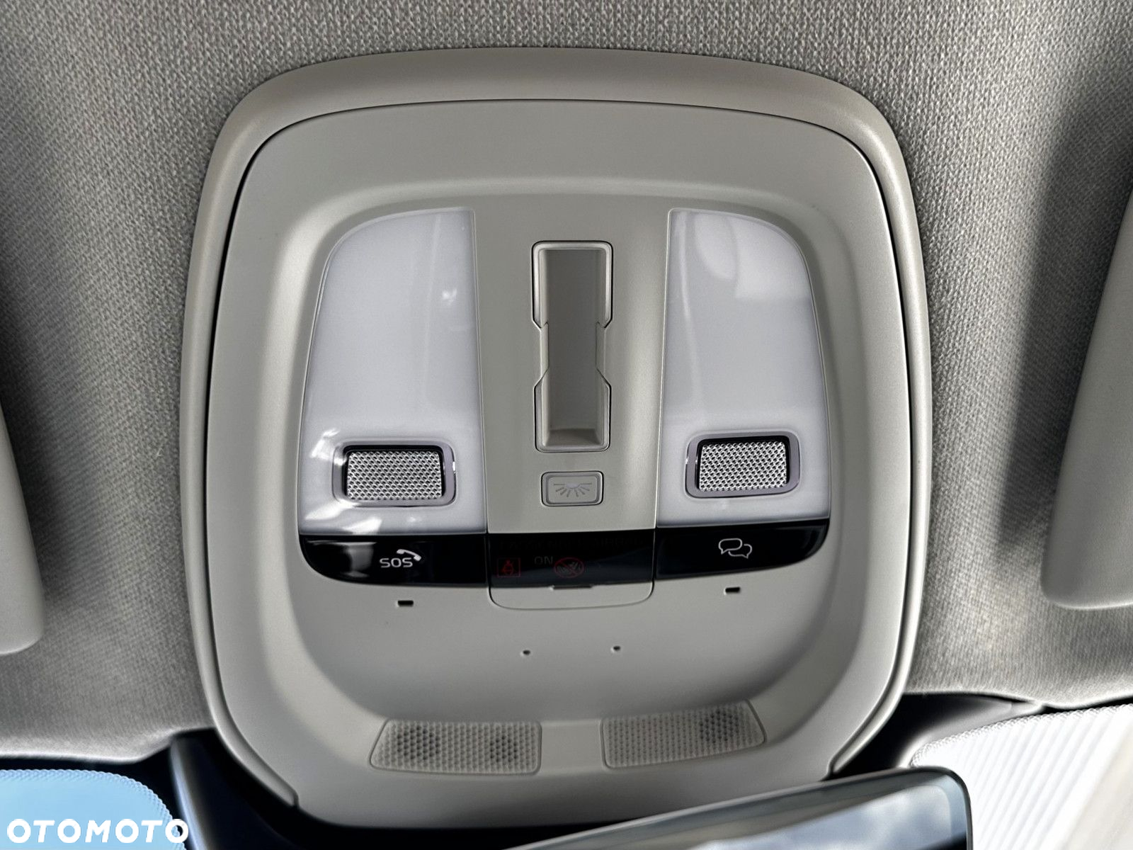 Volvo XC 40 - 35