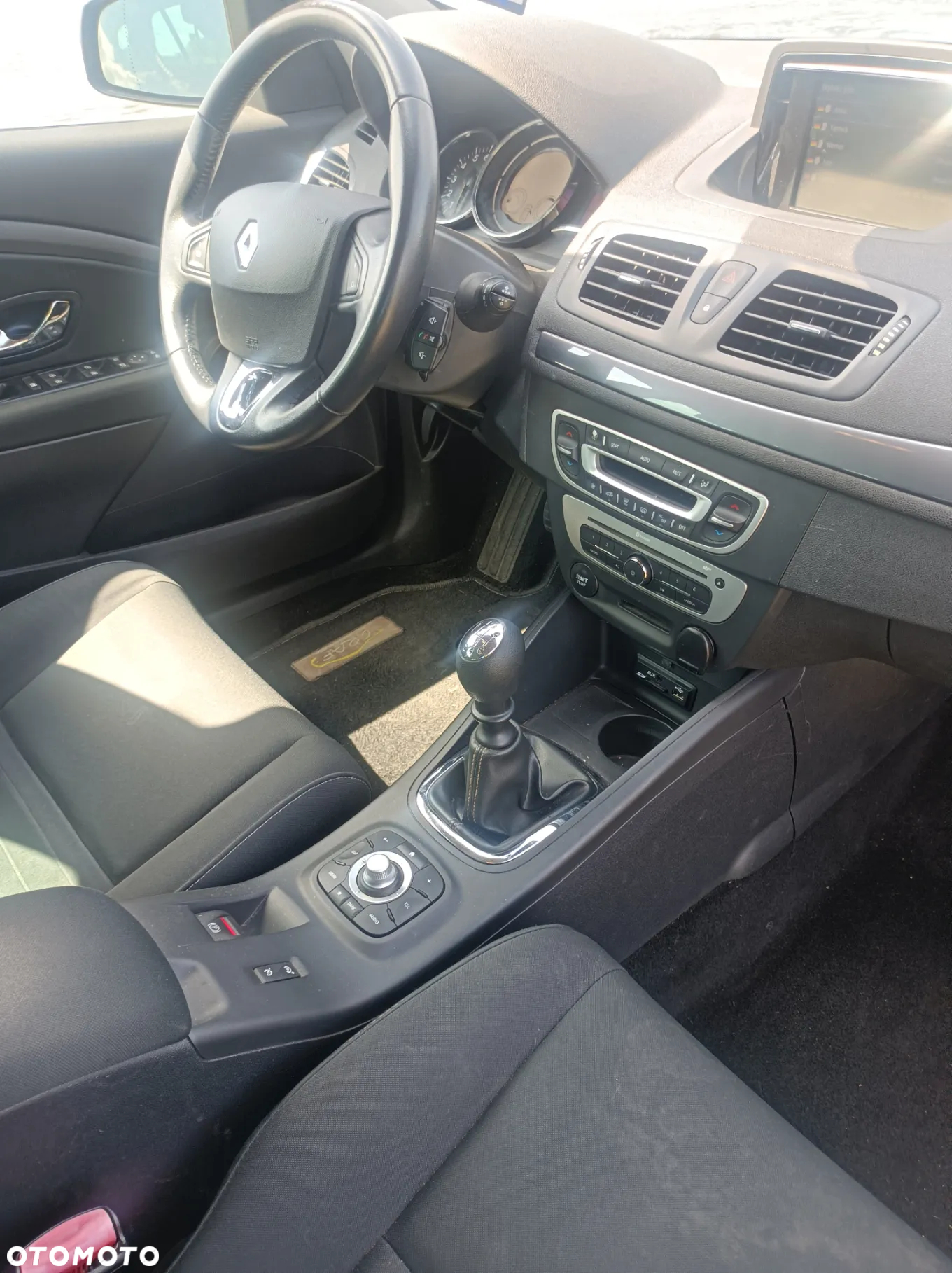 Renault Megane ENERGY TCe 130 LIMITED - 11