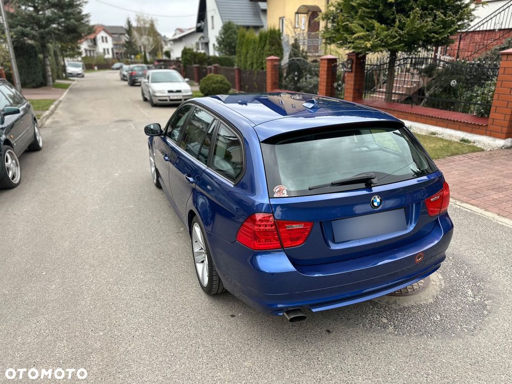 BMW Seria 3 318i Edition Exclusive - 19