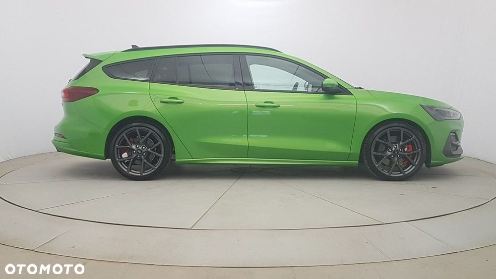 Ford Focus - 8