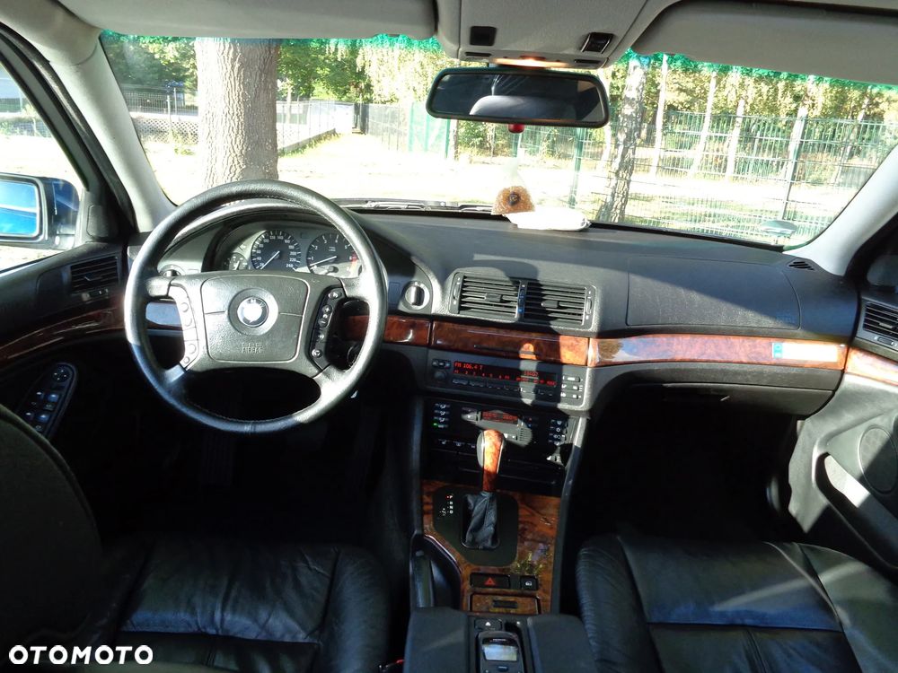 BMW Seria 5 - 30