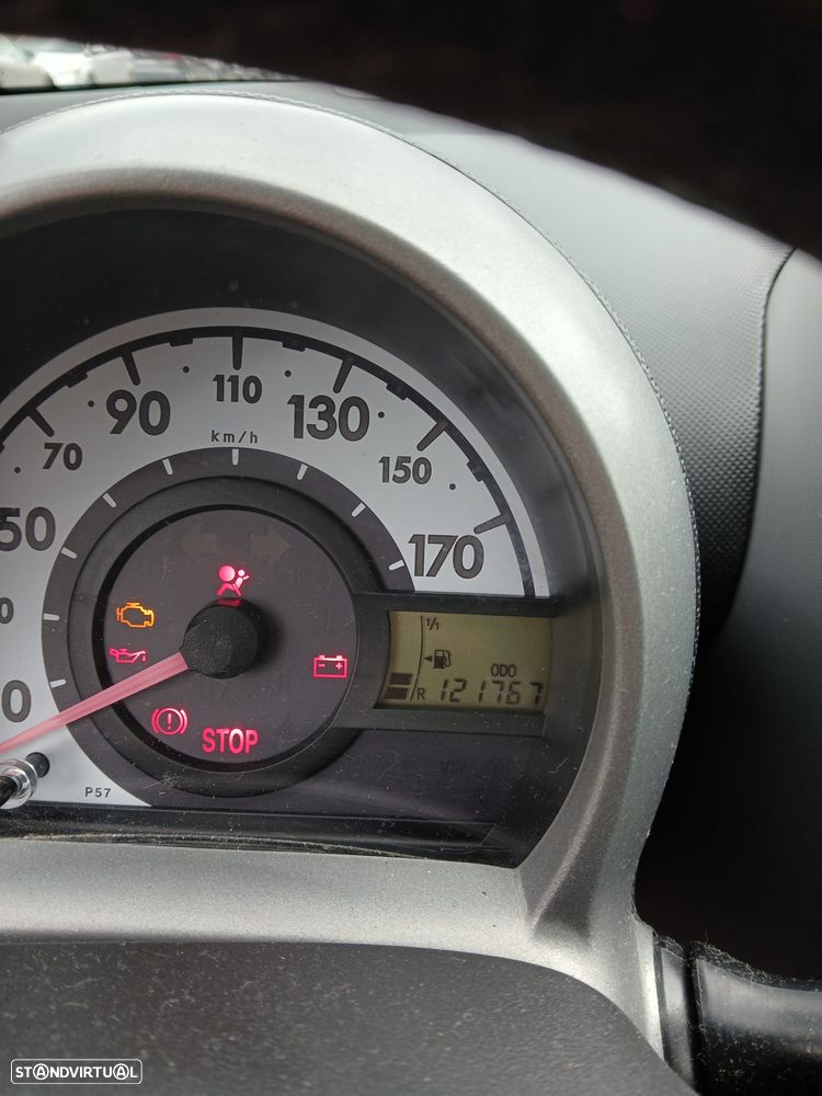 Peugeot 107 1.0 Black&Silver - 2