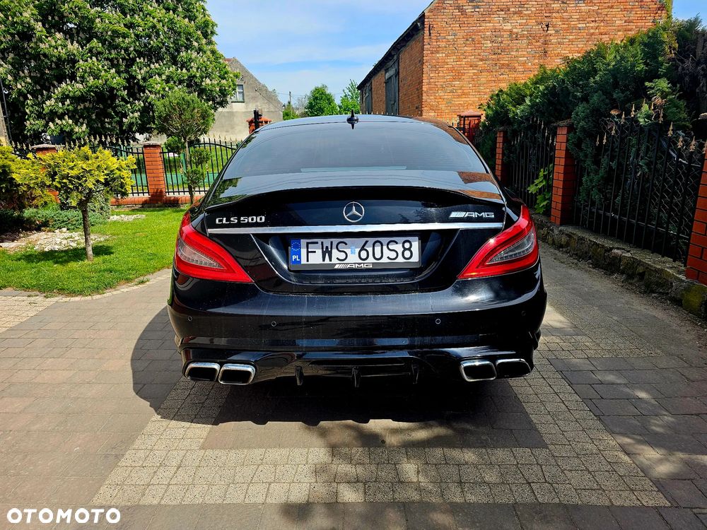 Mercedes-Benz CLS 500 4-Matic BlueEff - 5