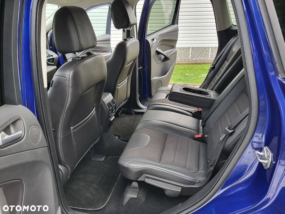 Ford Kuga 2.0 TDCi 4x4 Titanium - 11