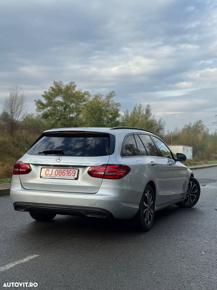 Mercedes-Benz C 220 d T 9G-TRONIC Avantgarde - 6