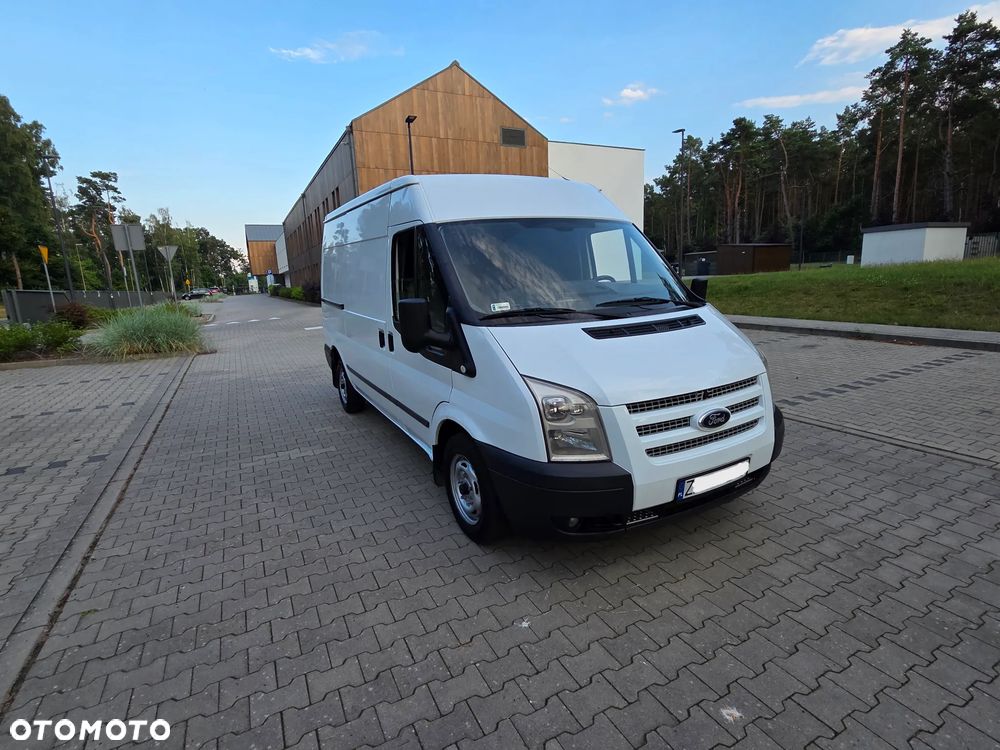 Ford Transit - 19