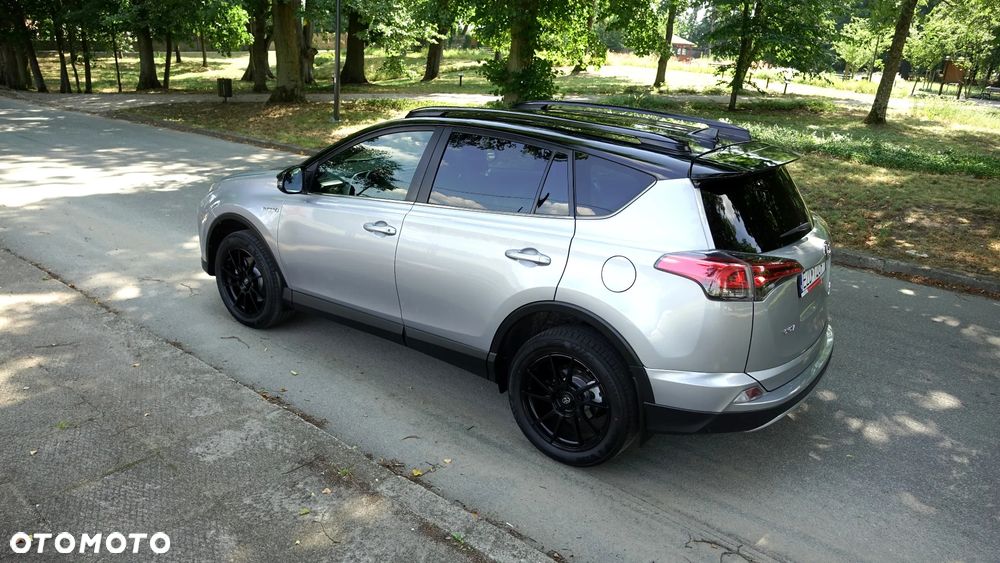 Toyota RAV4 - 30