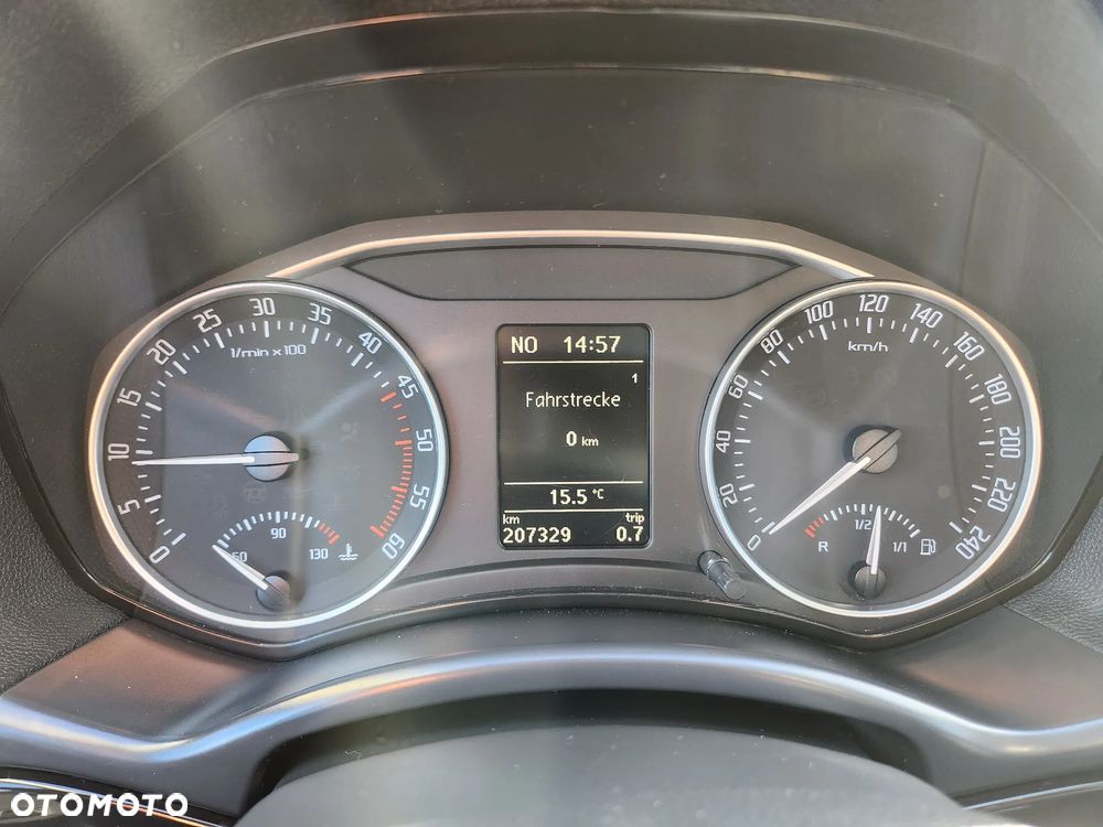 Skoda Octavia Combi 2.0 TDI Laurin & Klement - 5