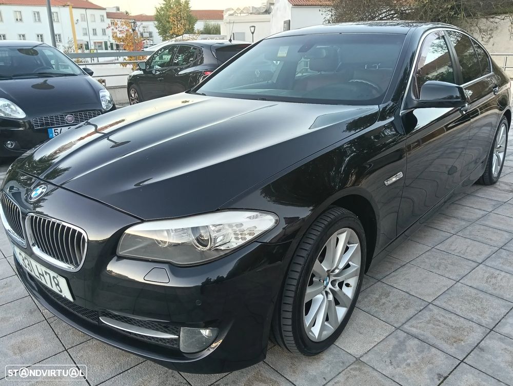 BMW 520 d Exclusive Auto 123g - 2