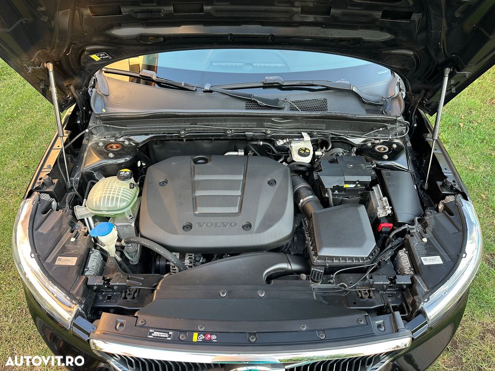 Volvo XC 40 - 32