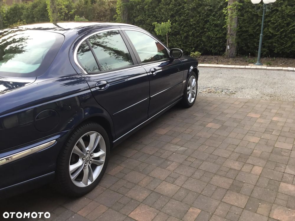 Jaguar X-Type 2.0 D High - 6
