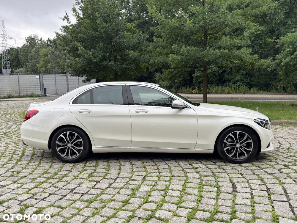 Mercedes-Benz Klasa C 200 4-Matic 7G-TRONIC - 8