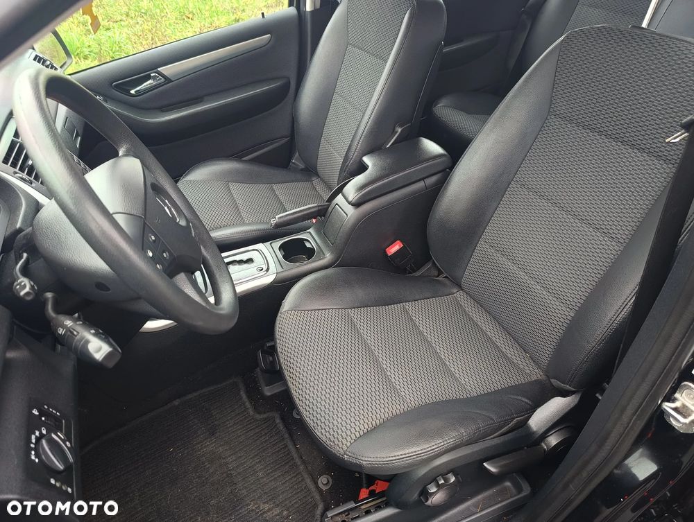 Mercedes-Benz Klasa B 180 CDI DPF Autotronic - 18