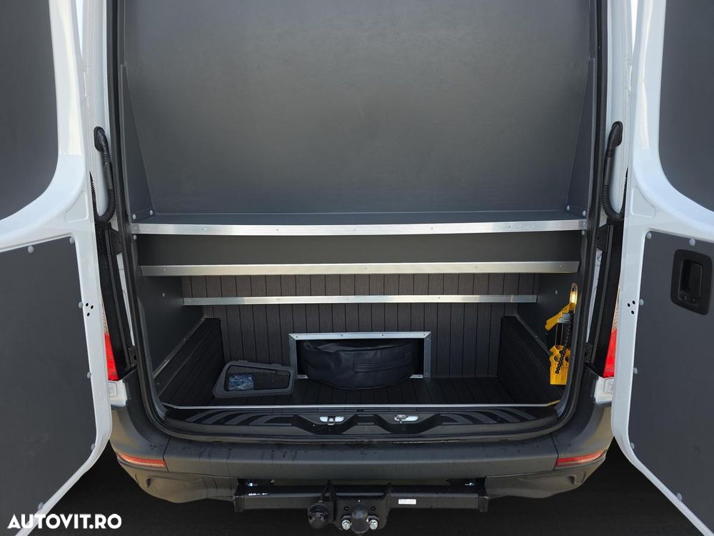 Mercedes-Benz Sprinter 517 - 10