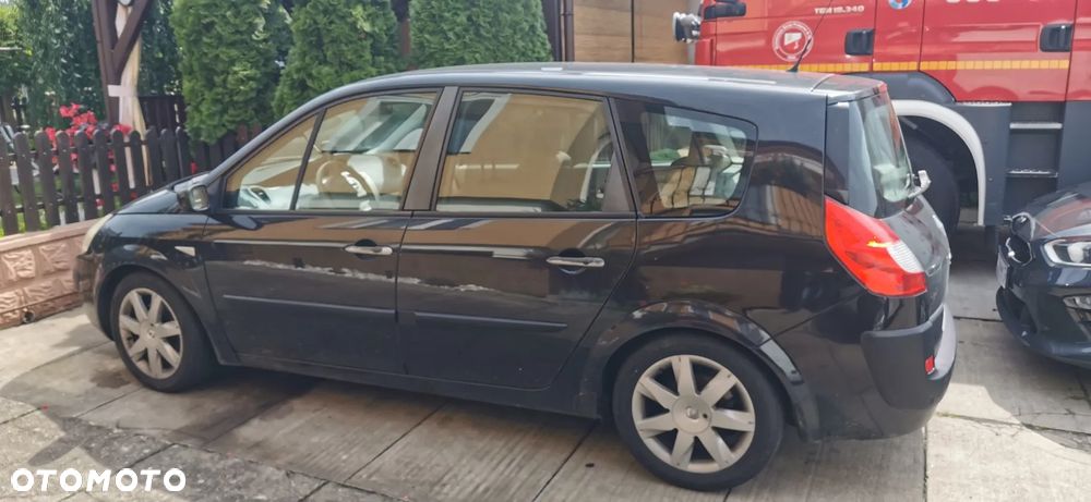 Renault Scenic 2.0 dCi Expression - 6