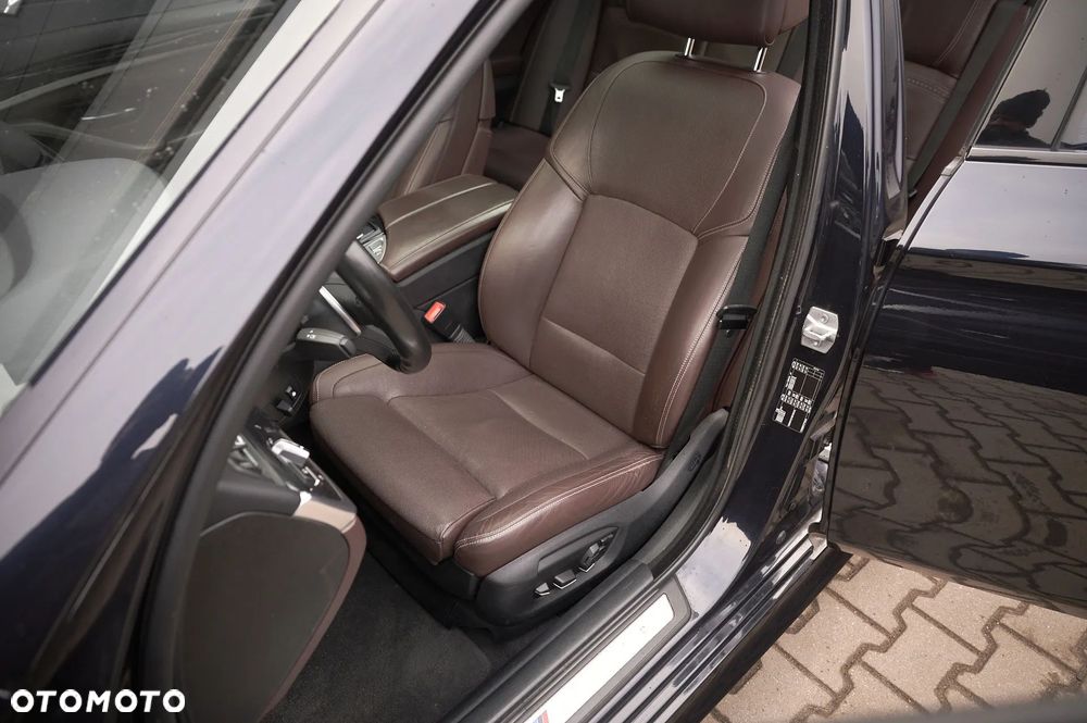 BMW Seria 5 - 10