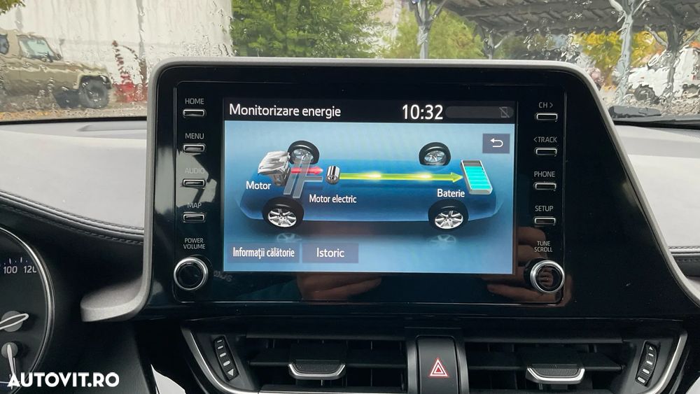Toyota C-HR Hybrid Business-Edition - 12