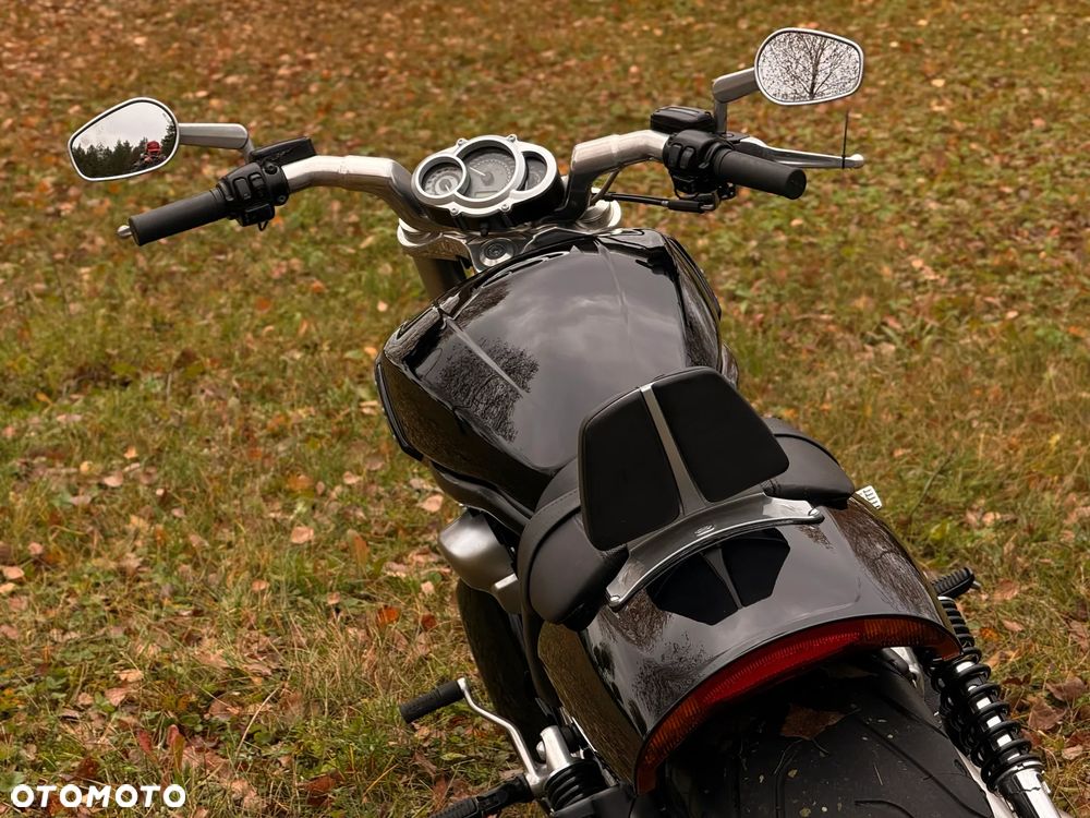 Harley-Davidson V-Rod Muscle - 39
