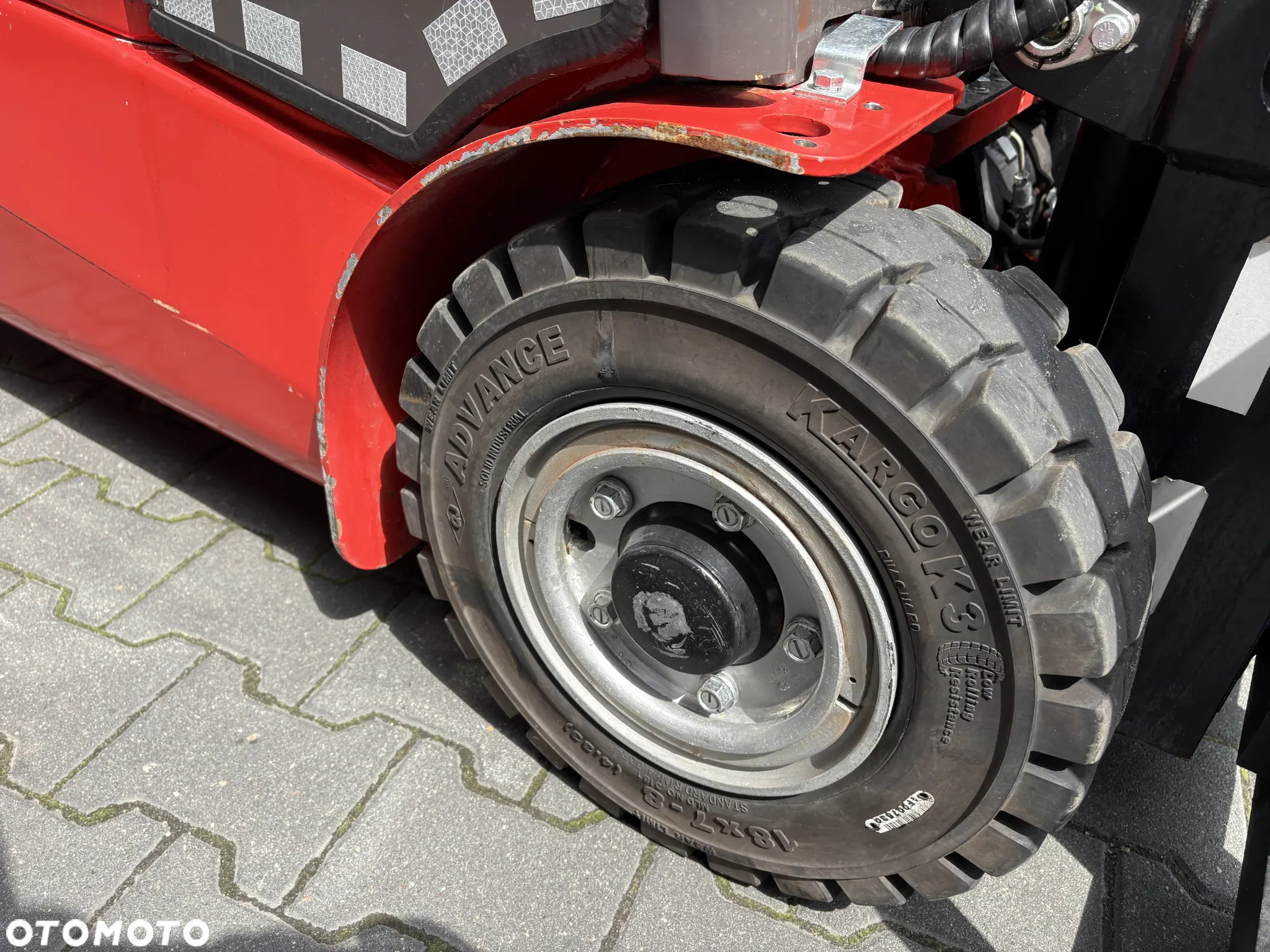 Manitou ME318 - 13
