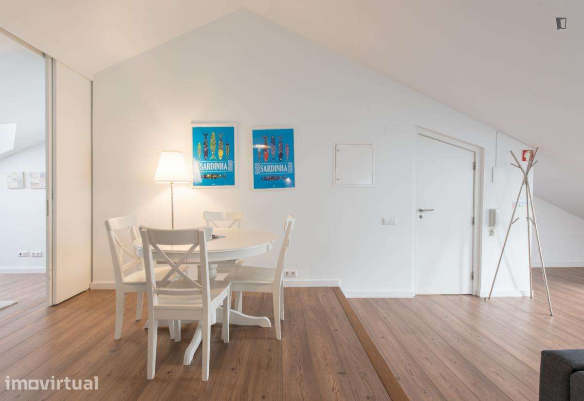 Apartamento com 1 quartos - localizado em Campo de Ourique Lisbon - Grande imagem: 3/34