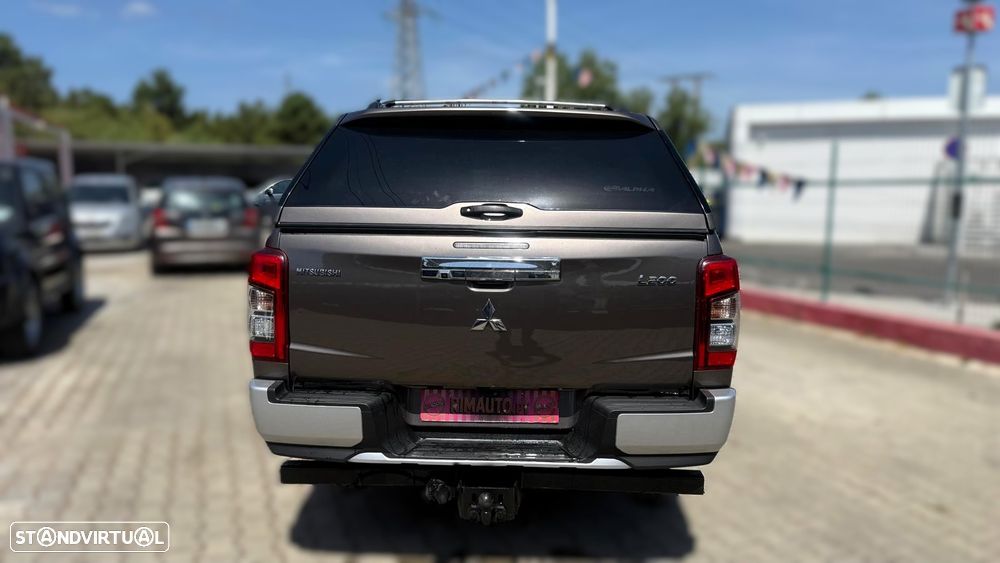 Mitsubishi L200 2.3 DI-D Strakar Space Cab Intense AT 4WD - 18