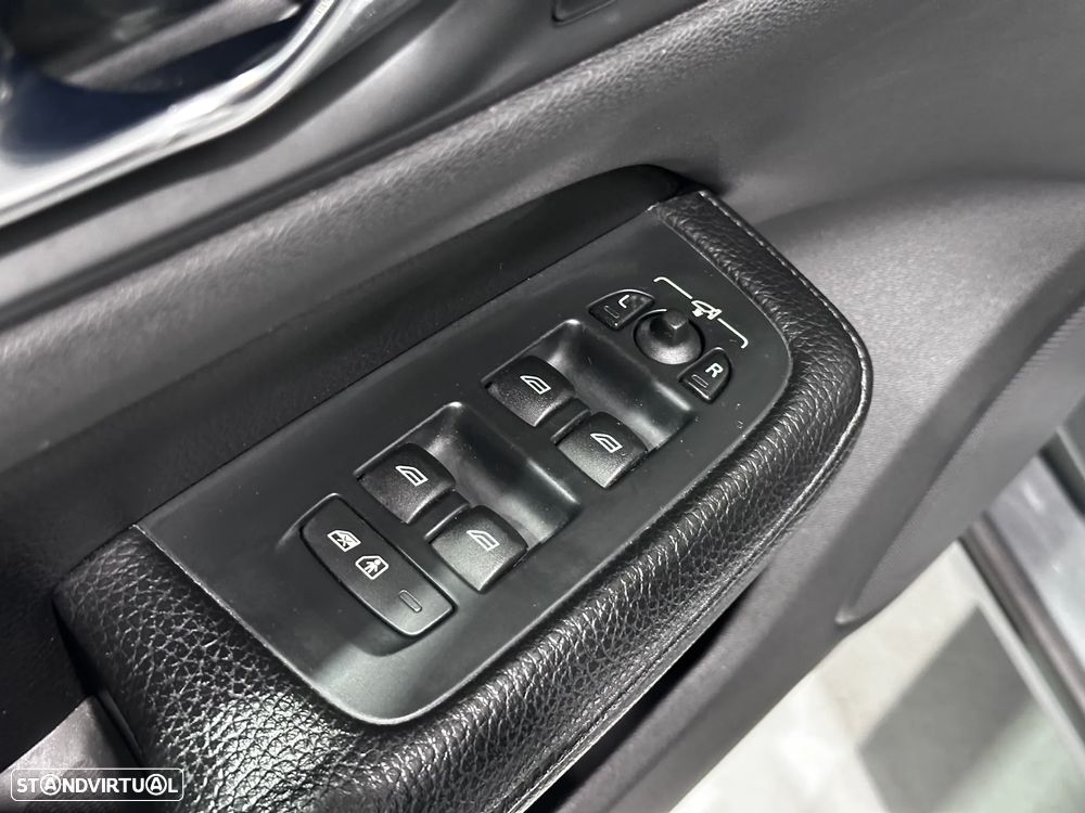 Volvo V60 2.0 D3 Inscription Geartronic - 6