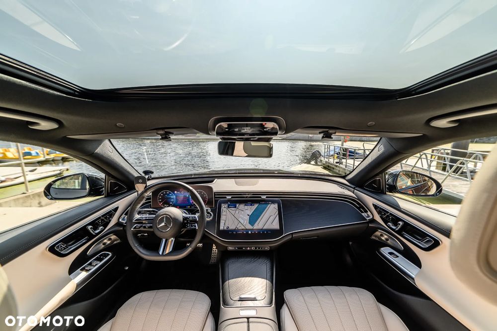 Mercedes-Benz Klasa E 200 mHEV 4-Matic AMG 9G-Tronic - 18