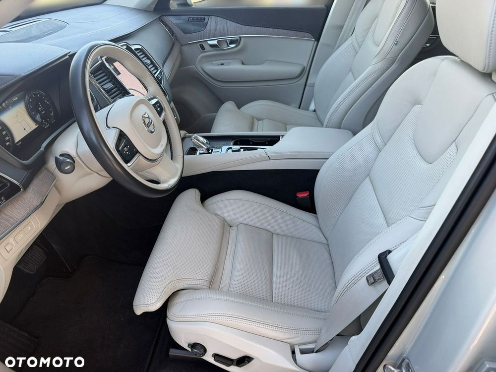 Volvo XC 90 - 16