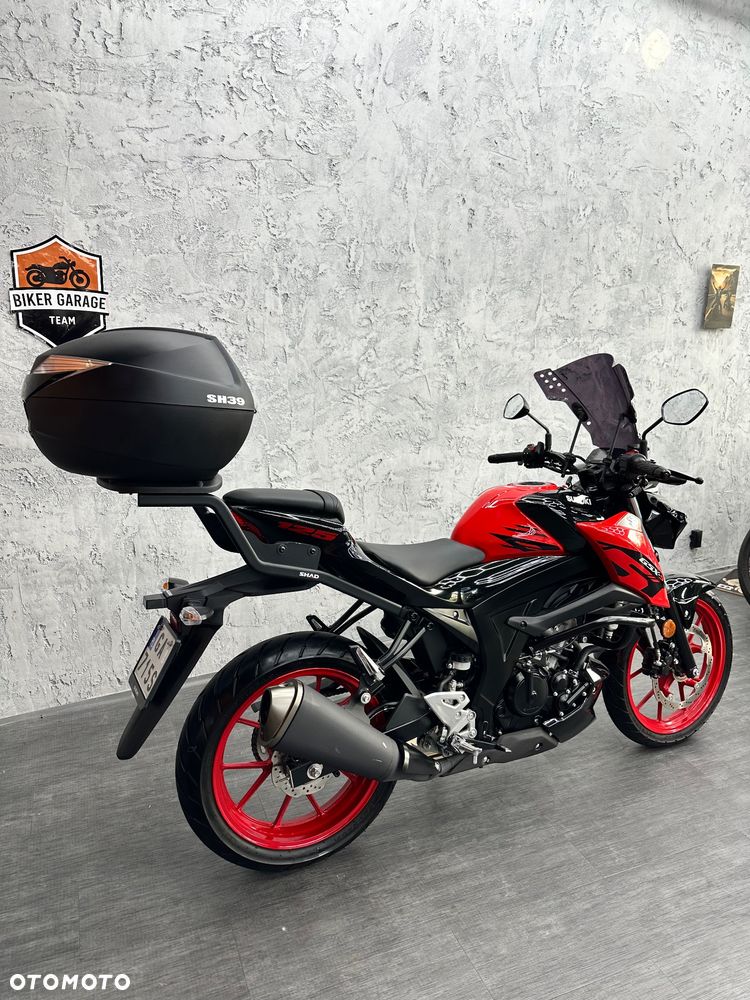 Suzuki GSX - 3