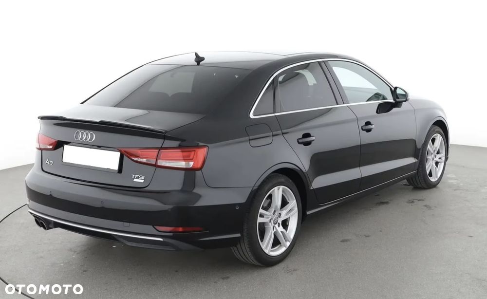 Audi A3 Limousine 40 TFSI Quattro Sport S tronic - 4