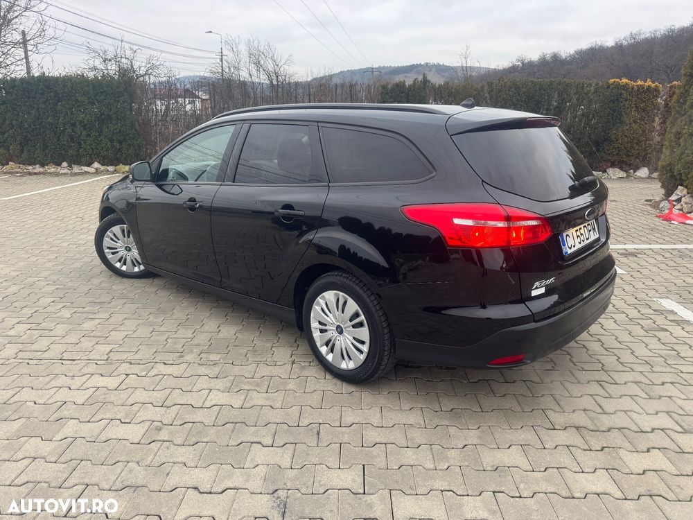 Ford Focus 1.0 EcoBoost Start-Stopp-System COOL&CONNECT DESIGN - 17