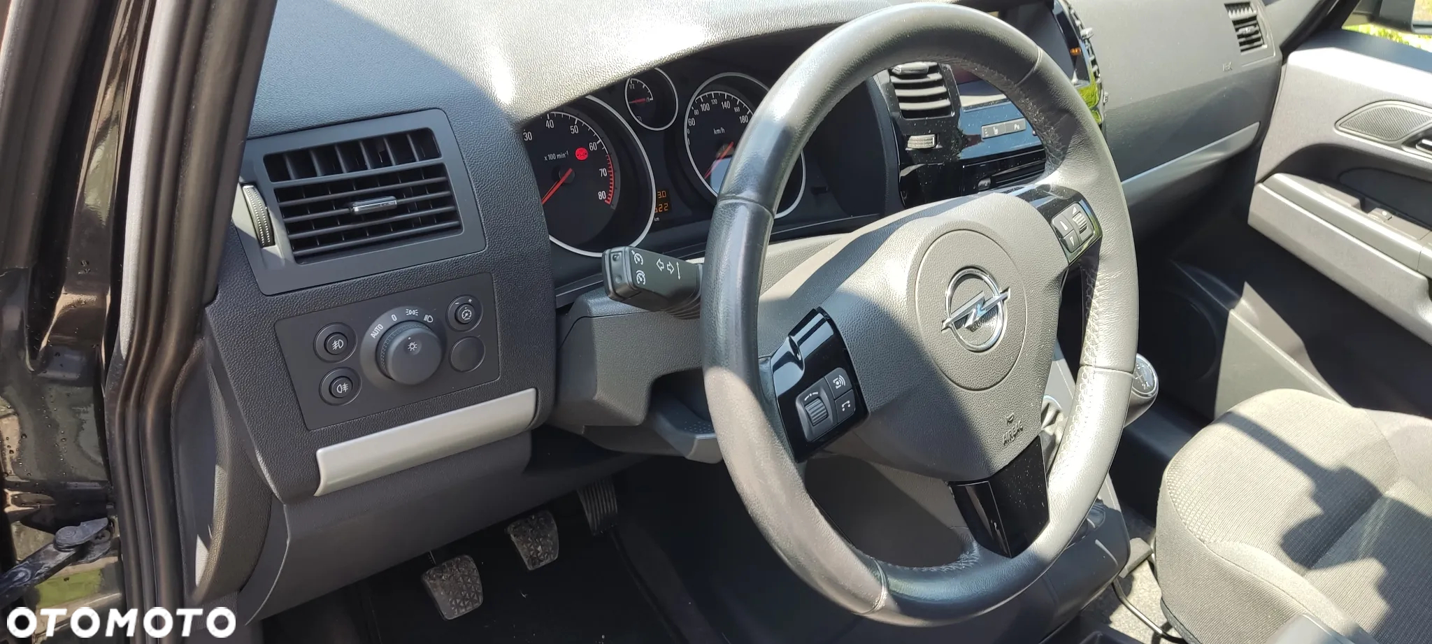 Opel Zafira 1.8 Family Plus - 10