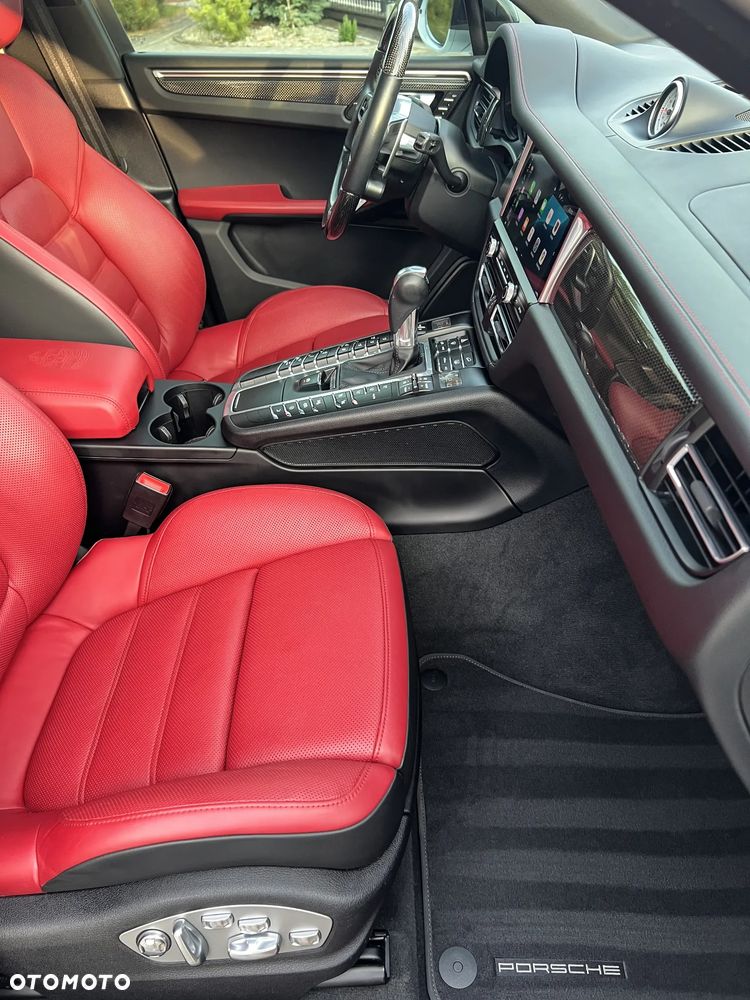 Porsche Macan GTS PDK - 31