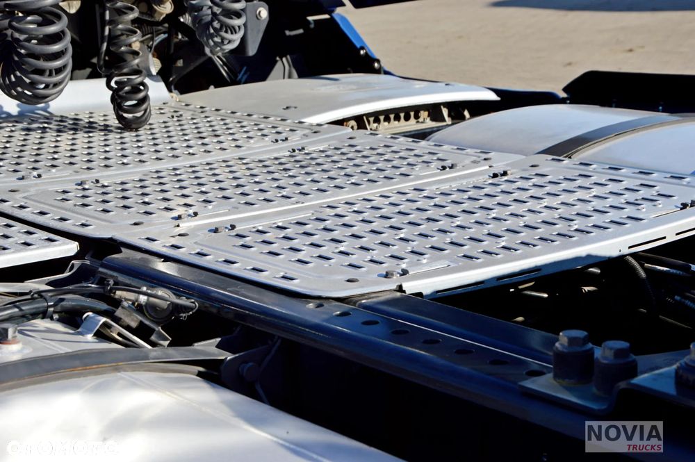 DAF XG+ 530 / ZF INTARDER / 10 SZTUK! / KLIMA POST. / MIĘDZYOSIE / FULL LED / ALUFELGI / - 12