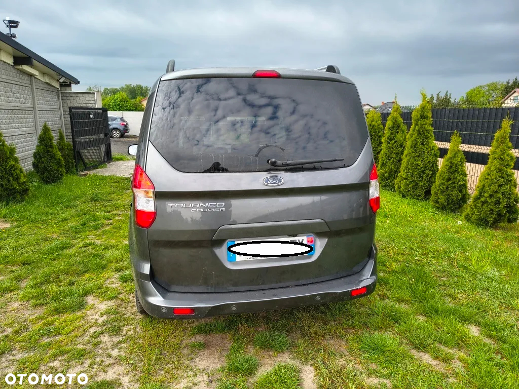Ford Tourneo Courier - 5