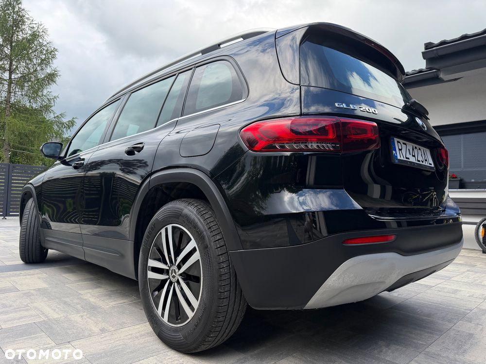 Mercedes-Benz GLB 200 7G-DCT - 10
