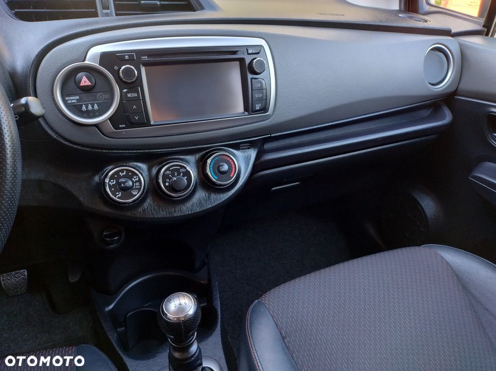 Toyota Yaris 1.33 VVT-i Comfort - 28
