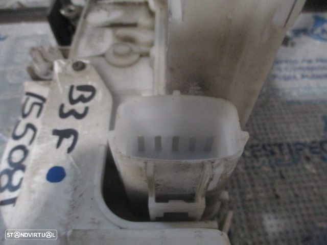 Fecho 519836030  FIAT TIPO 2019 1.3D 95CV 5P CINZA FE 5 PINOS - 5