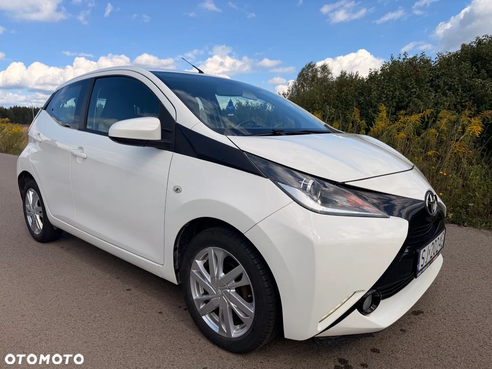 Toyota Aygo x-clusiv - 2