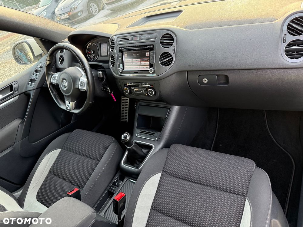 Volkswagen Tiguan 2.0 TDI Perfectline R-Style - 16
