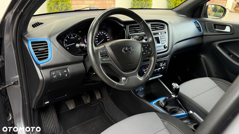 Hyundai i20 - 22