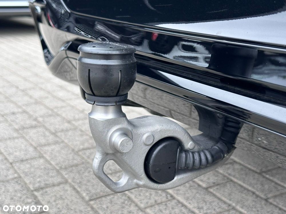 Mercedes-Benz GLB 200 mHEV 8G-eDCT - 17