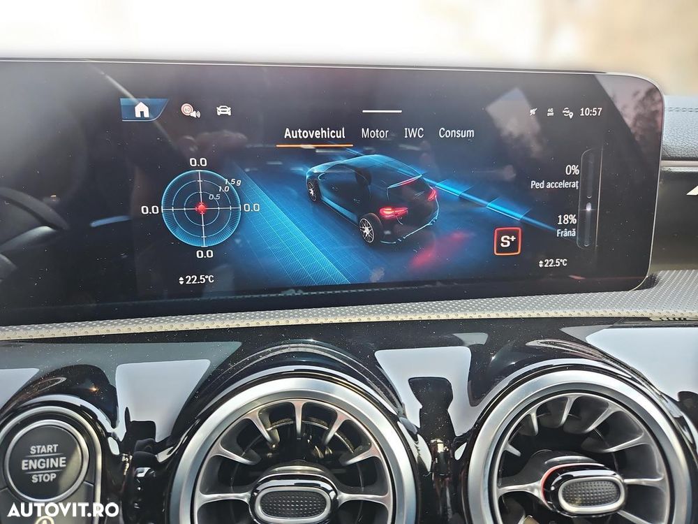 Mercedes-Benz A 35 AMG - 36