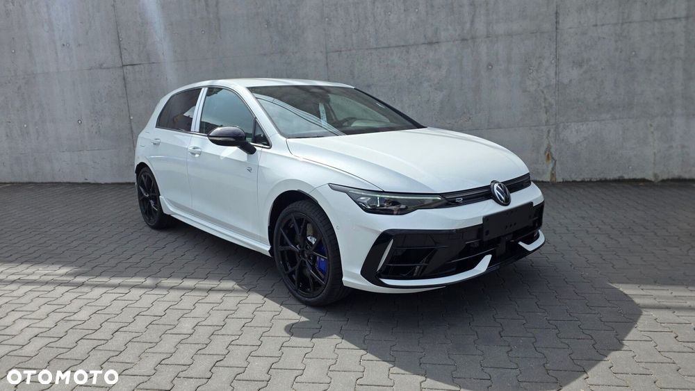 Volkswagen Golf - 2