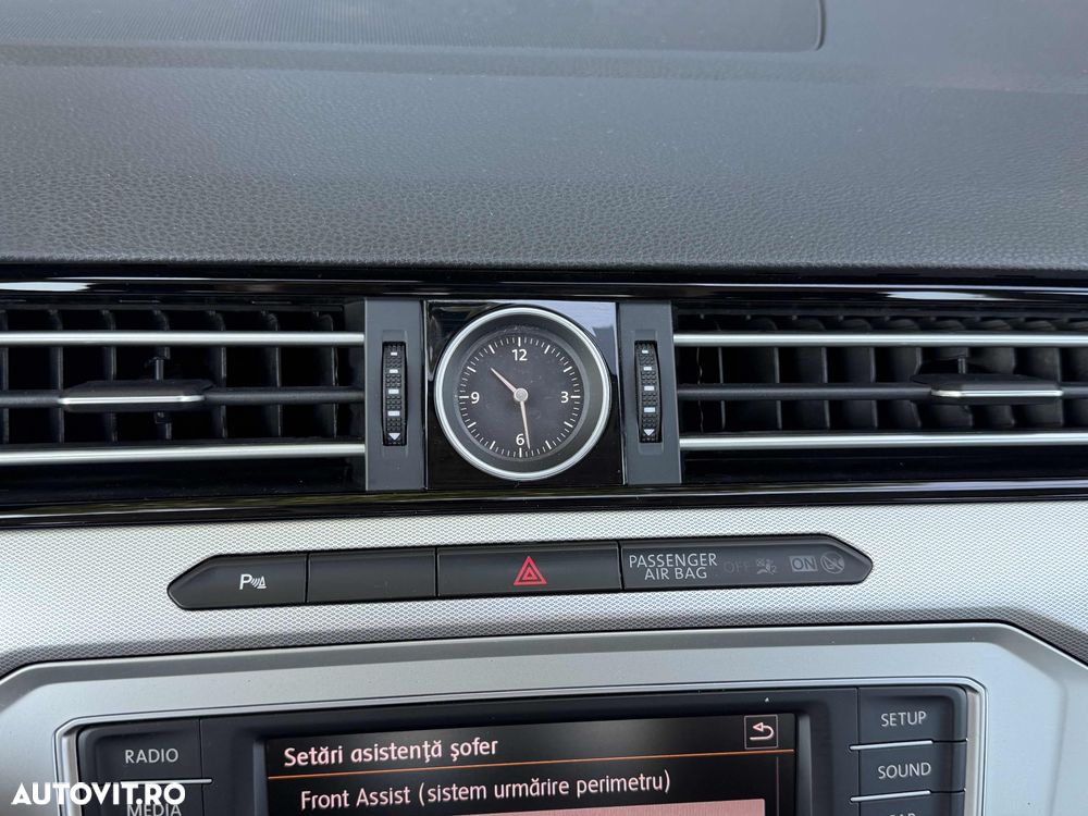 Volkswagen Passat 2.0 TDI SCR DSG Business - 28