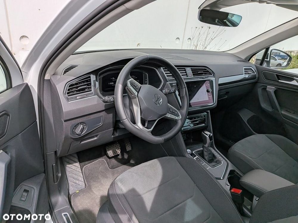 Volkswagen Tiguan - 6