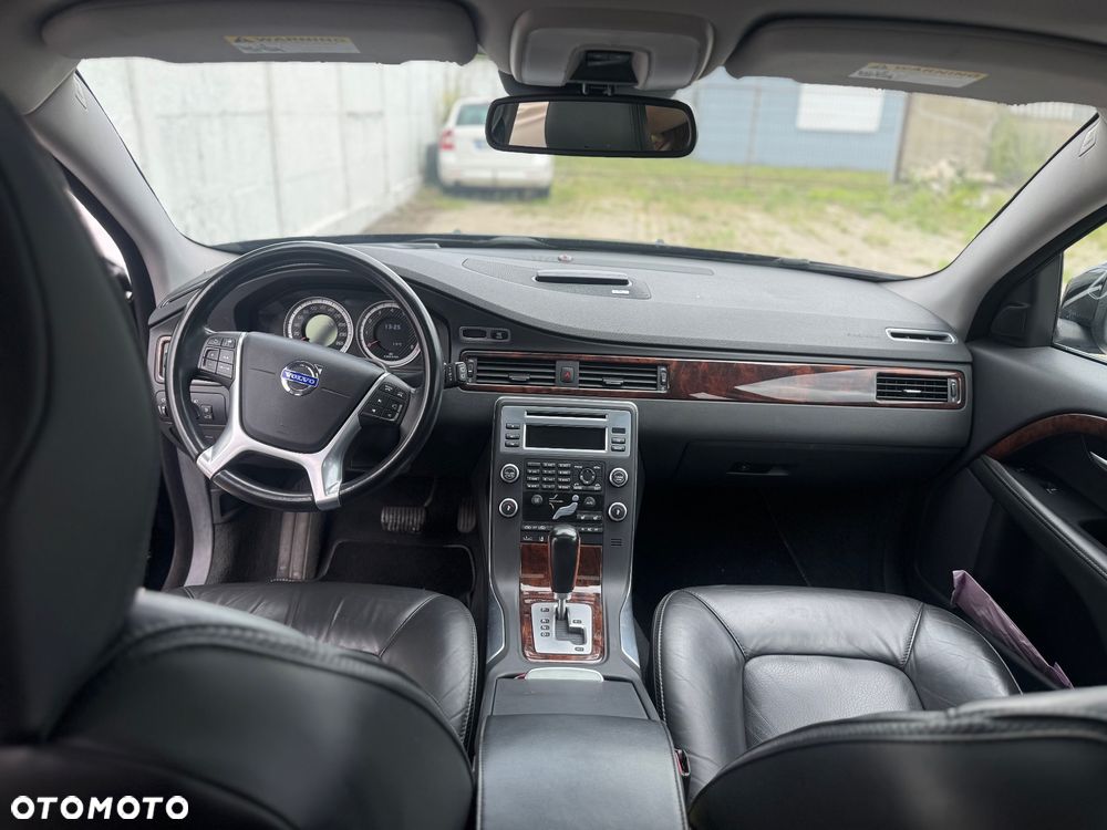 Volvo XC 70 - 9