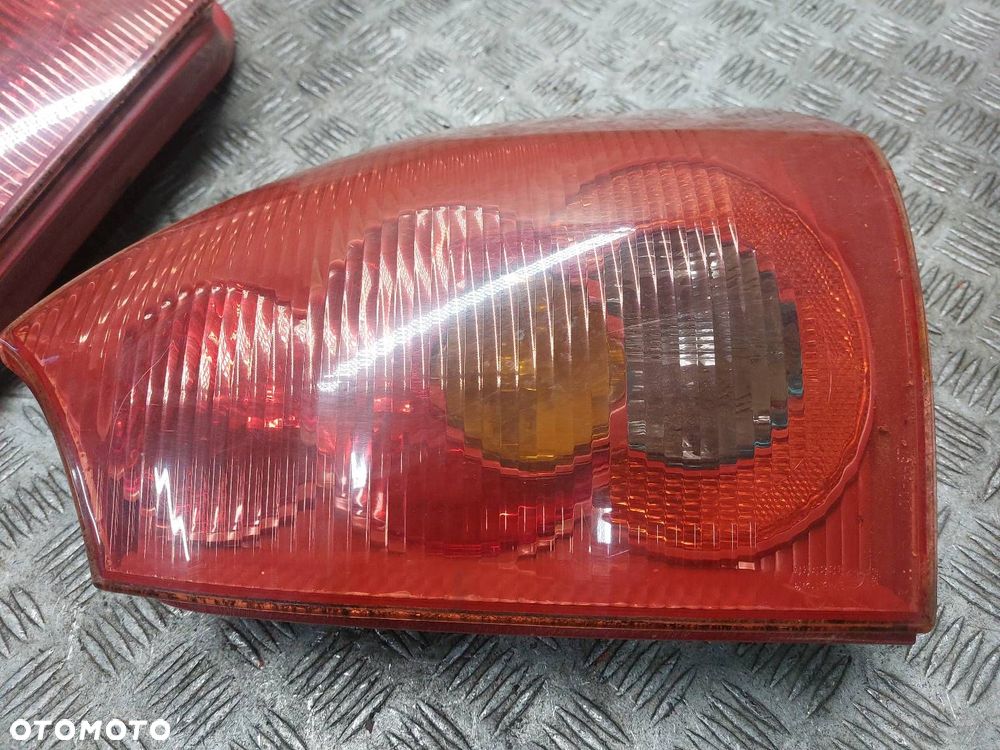 LAMPA LEWY TYŁ + PRAWY TYŁ PEUGEOT 307 I TYC - 3