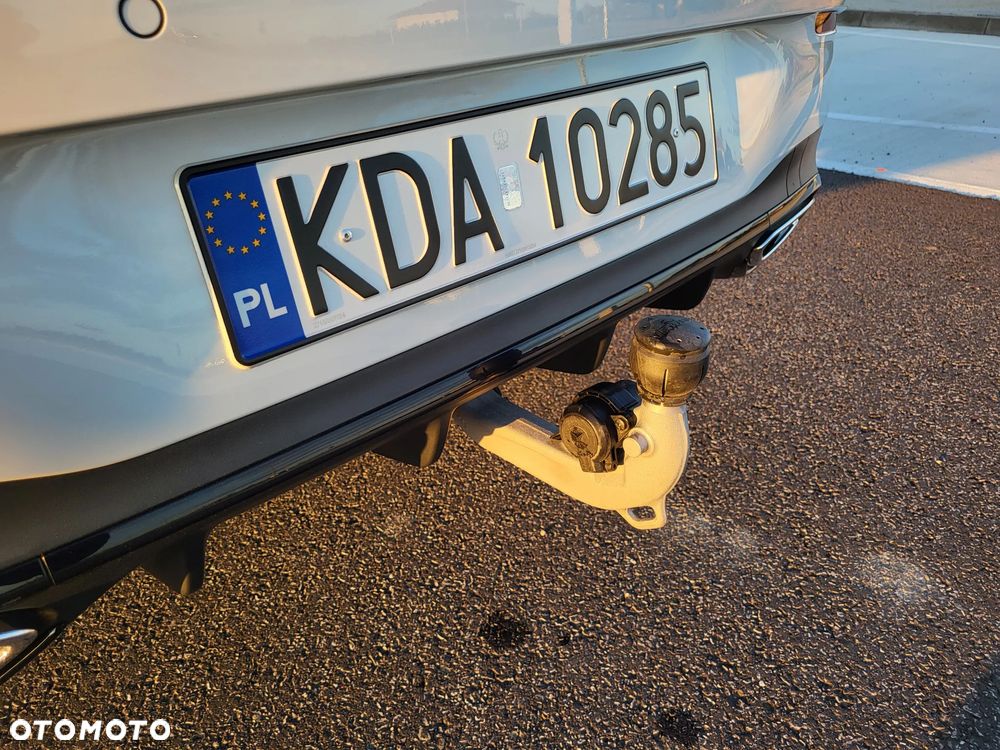 Mercedes-Benz CLA 220 d AMG Line 8G-DCT - 37