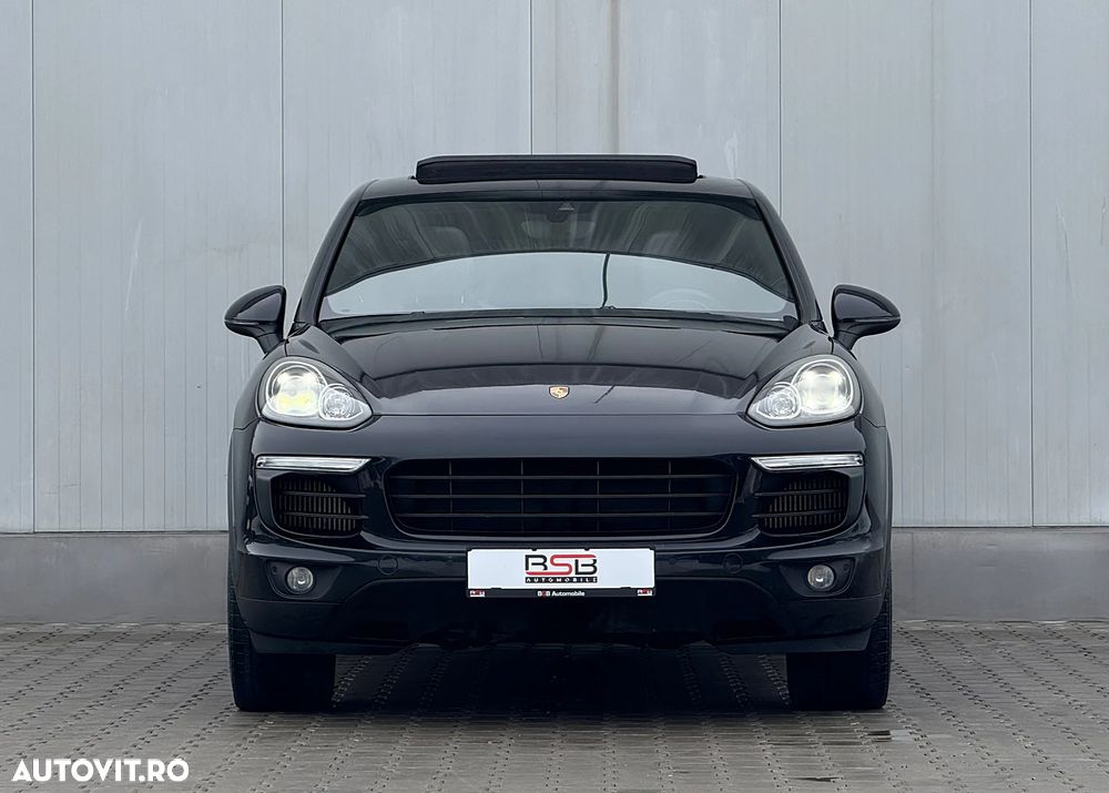 Porsche Cayenne S Platinum Edition - 2